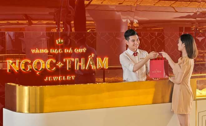 Vàng Ngọc Thẩm là gì? Giá vàng trắng vàng 18k Ngọc Thẩm