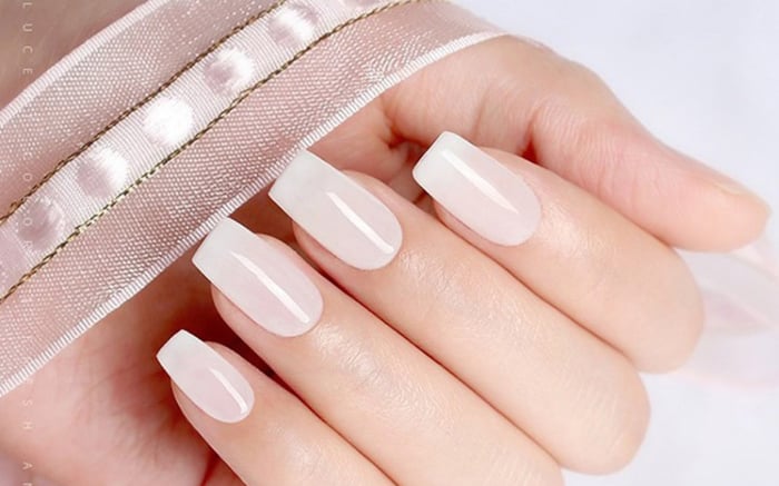 Top 20+ mẫu nail màu trắng gạo đẹp và tinh tế