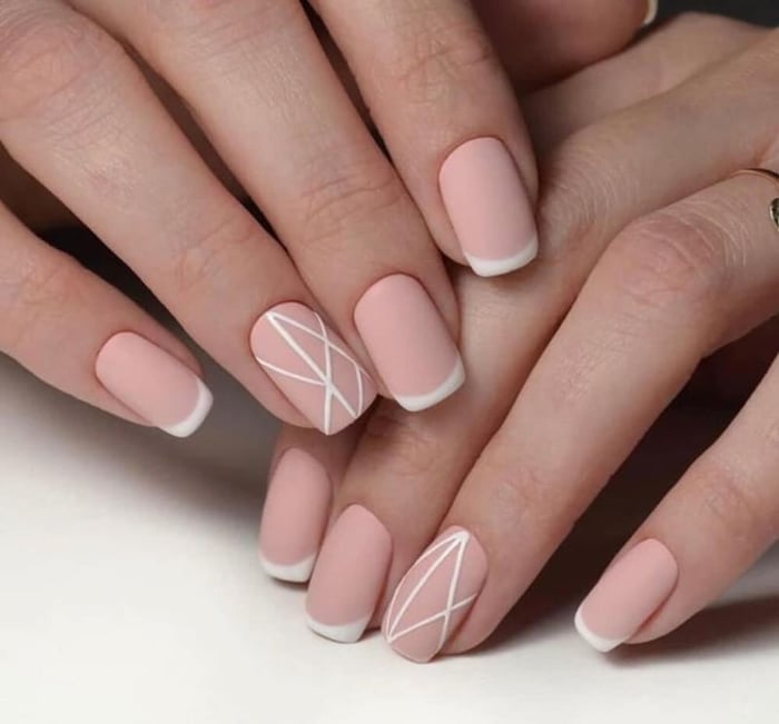 Top 20+ mẫu nail màu trắng gạo đẹp và tinh tế